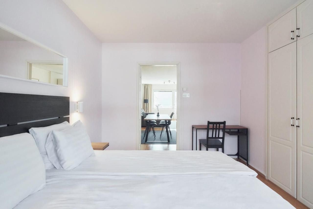 Norden Homes Central 2-Bedroom Apartment トゥルク エクステリア 写真